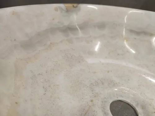 Onyx Marmor Loghi White Shine Waschbecken Detail